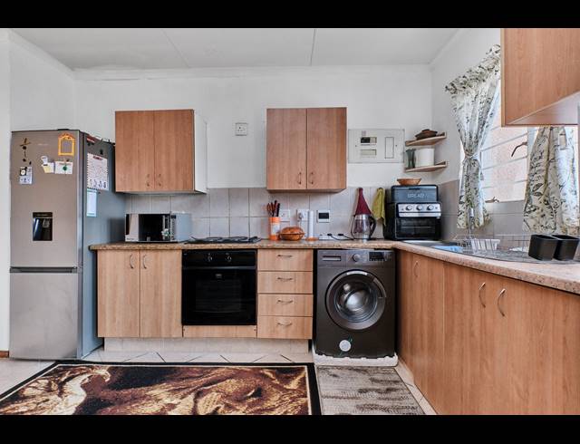 1 BEDROOM APARTMENT FOR SALE IN RUIMSIG